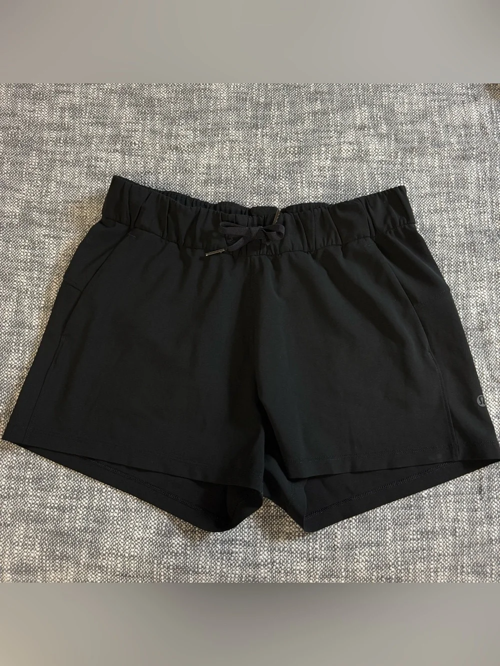 Lululemon Black Speed Up Short Long *2.5